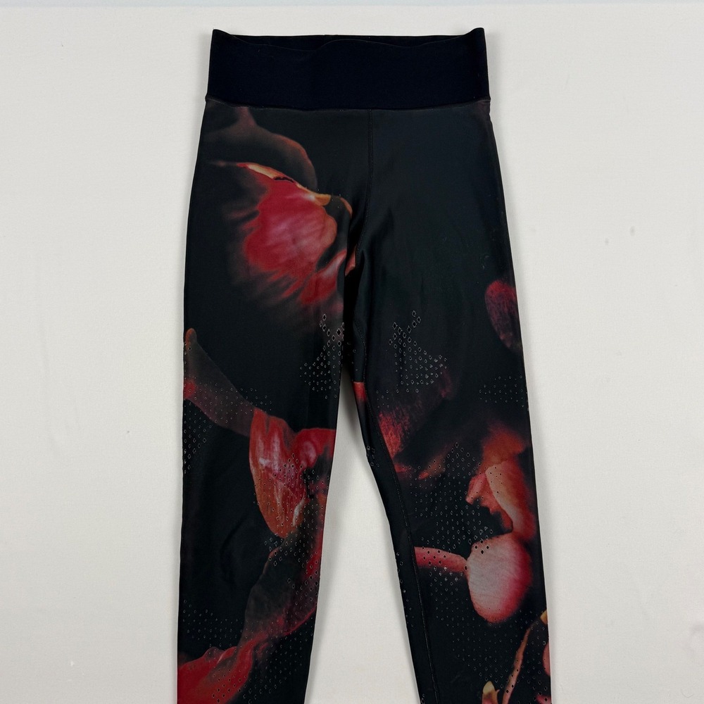 Ultracor Womens Floral Laser Cut High Waist Performance Leggings Black‎ Red S